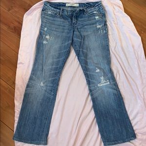Abercrombie & Fitch distresses jeans